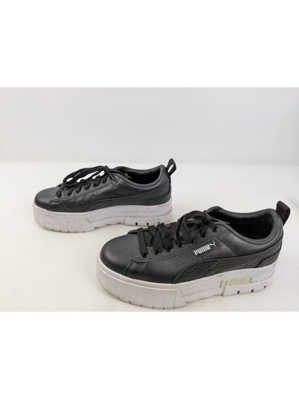 Puma Mayze Classic 384209-03 Black White Classic Womens Size 8 Platform